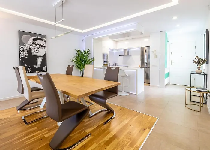 Fantastic Great Location Апартаменти